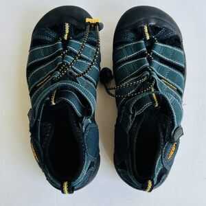 Keen Waterproof Green Yellow Newport Style Sandals Shoes Kids Sz 3